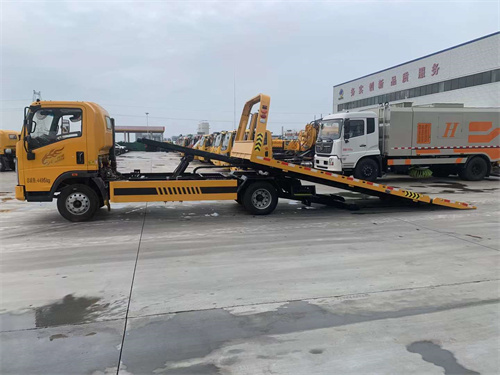 小豪曼3650軸距7噸板清障車不僅擁有出色的承載能力，還具有舒適性和安全性