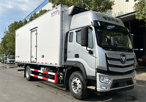福田歐航高頂雙臥冷藏車(chē) (1).jpg